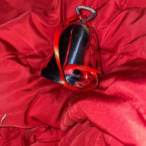 Reed & Barton  I Plain Silver Plate Bell Ornament - Picture 3 of 14